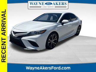 Used 2019 Toyota Camry SE w/ Convenience Package 360° Tour