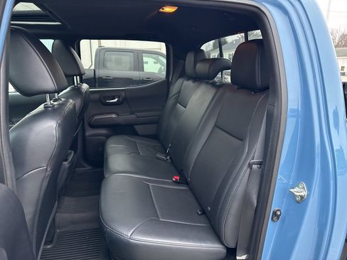 Used 2019 Toyota Tacoma TRD Off-Road image 13