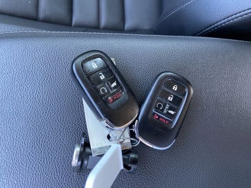 Used 2024 Honda CR-V EX-L image 45
