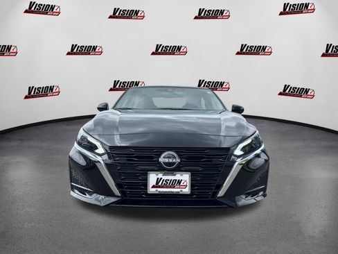 Used 2025 Nissan Altima 2.5 SV w/ SV Special Edition Package image 2