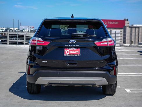 Used 2021 Ford Edge SEL w/ Cargo Accessory Package AWD/4WD image 8
