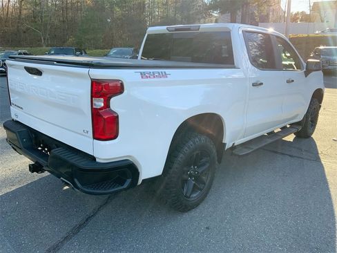 Certified 2022 Chevrolet Silverado 1500 LT Trail Boss w/ Convenience Package II image 36