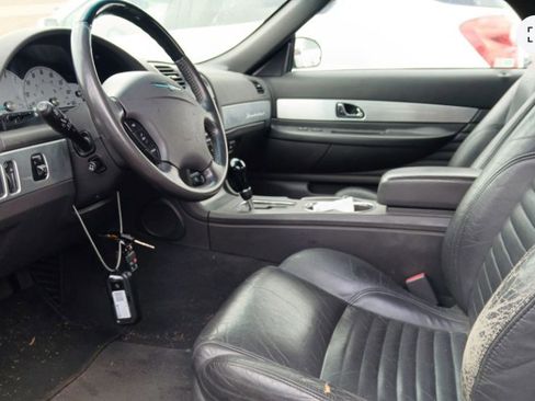 Used 2002 Ford Thunderbird RWD image 5