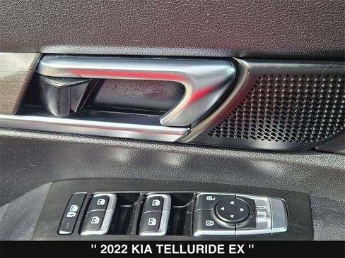 Used 2022 Kia Telluride EX w/ EX Premium Package image 15