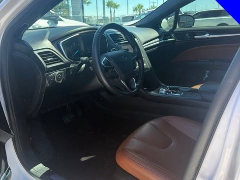 Used 2019 Ford Fusion Titanium FWD image 8