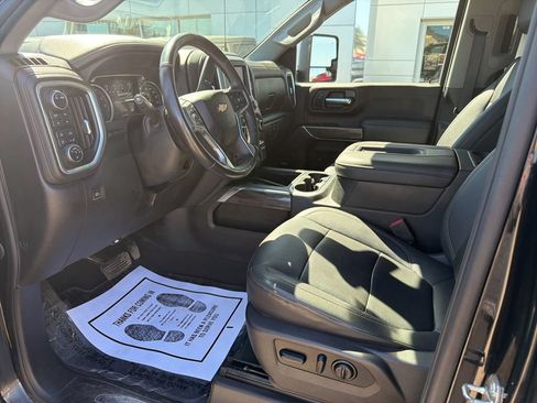 Used 2022 Chevrolet Silverado 2500 LTZ w/ LTZ Premium Package AWD/4WD image 12