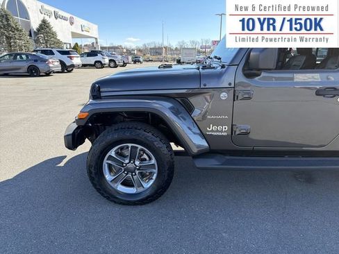 Used 2020 Jeep Wrangler Unlimited Sahara image 11