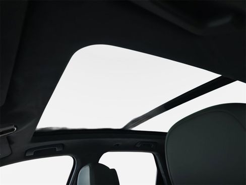 Used 2023 Porsche Cayenne GTS image 32