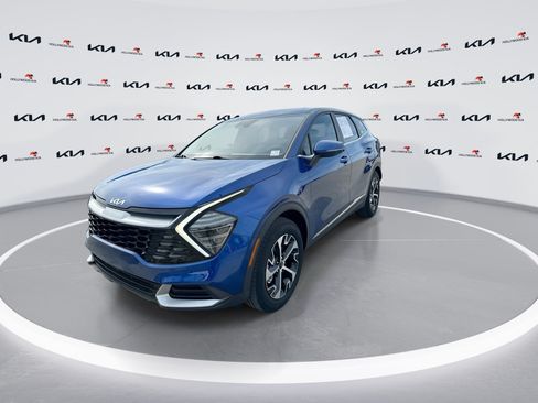 Used 2024 Kia Sportage EX FWD image 4