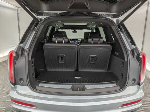 Used 2024 Cadillac XT6 Sport image 36