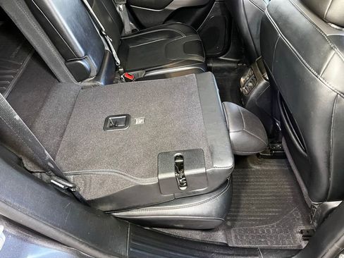 Used 2022 Jeep Cherokee Latitude Lux w/ Sun & Sound Group image 59