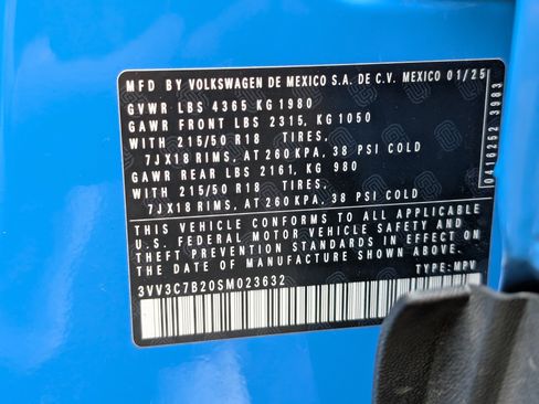 Used 2025 Volkswagen Taos SE image 37