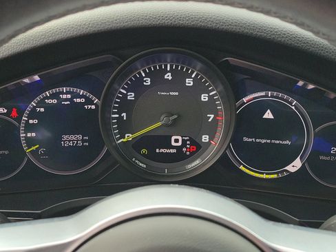 Used 2020 Porsche Cayenne E-Hybrid image 30