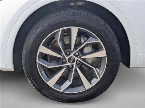 Used 2024 Audi Q5 2.0T Premium Plus image 25