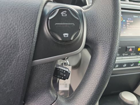 Used 2012 Toyota Camry LE image 20