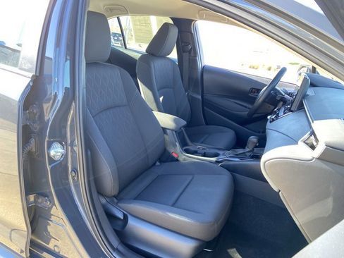 Used 2024 Toyota Corolla LE image 19