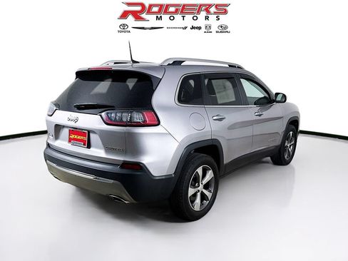 Used 2019 Jeep Cherokee Limited AWD/4WD image 8