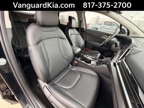 Certified 2025 Kia Sportage EX w/ Premium Package image 27