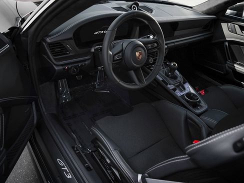 Used 2026 Porsche 911 GT3 image 2