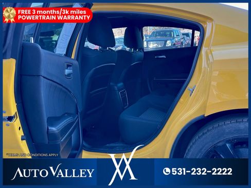 Used 2018 Dodge Charger R/T w/ Navigation & Travel Group image 22