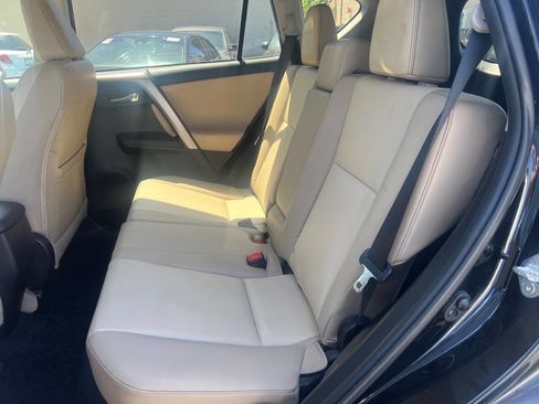 Used 2014 Toyota RAV4 Limited FWD image 9