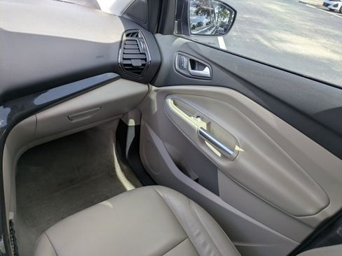 Used 2016 Ford Escape Titanium w/ Equipment Group 301A FWD image 14