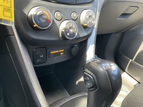 Used 2020 Chevrolet Trax LS w/ Tint and Cruise Package AWD/4WD image 20