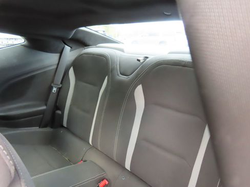 Used 2018 Chevrolet Camaro LT image 27