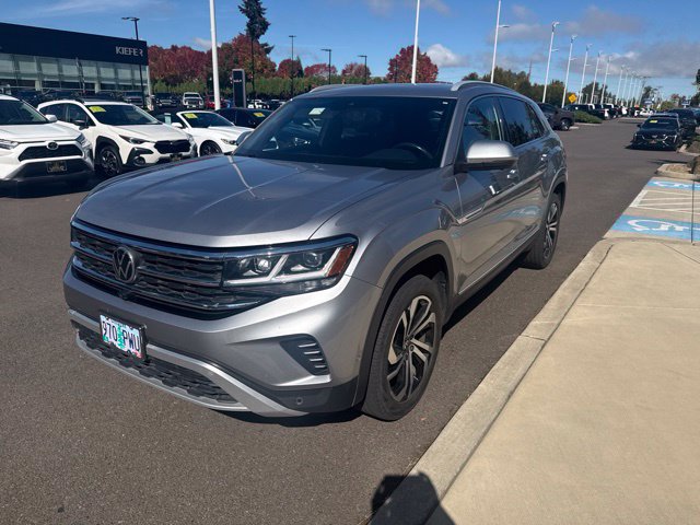 Used 2020 Volkswagen Atlas Cross Sport SEL Premium AWD/4WD image 7