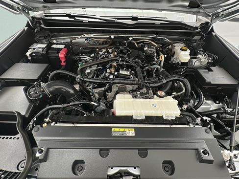 Used 2025 Toyota Tacoma TRD Off-Road AWD/4WD image 22