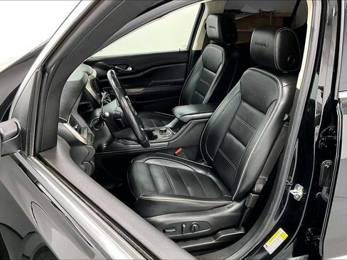 Used 2022 GMC Acadia Denali w/ Denali Ultimate Package FWD image 31