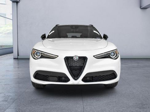 Used 2023 Alfa Romeo Stelvio Veloce AWD/4WD image 9