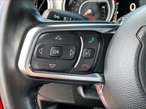 Used 2020 Jeep Wrangler Unlimited Sahara image 18