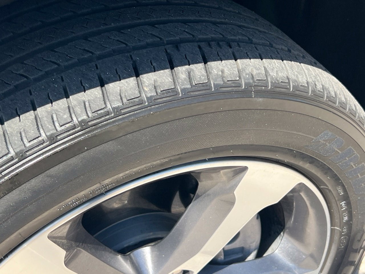 Used 2023 Jeep Grand Cherokee 4WD 4xe w/ Luxury Tech Group II image 27