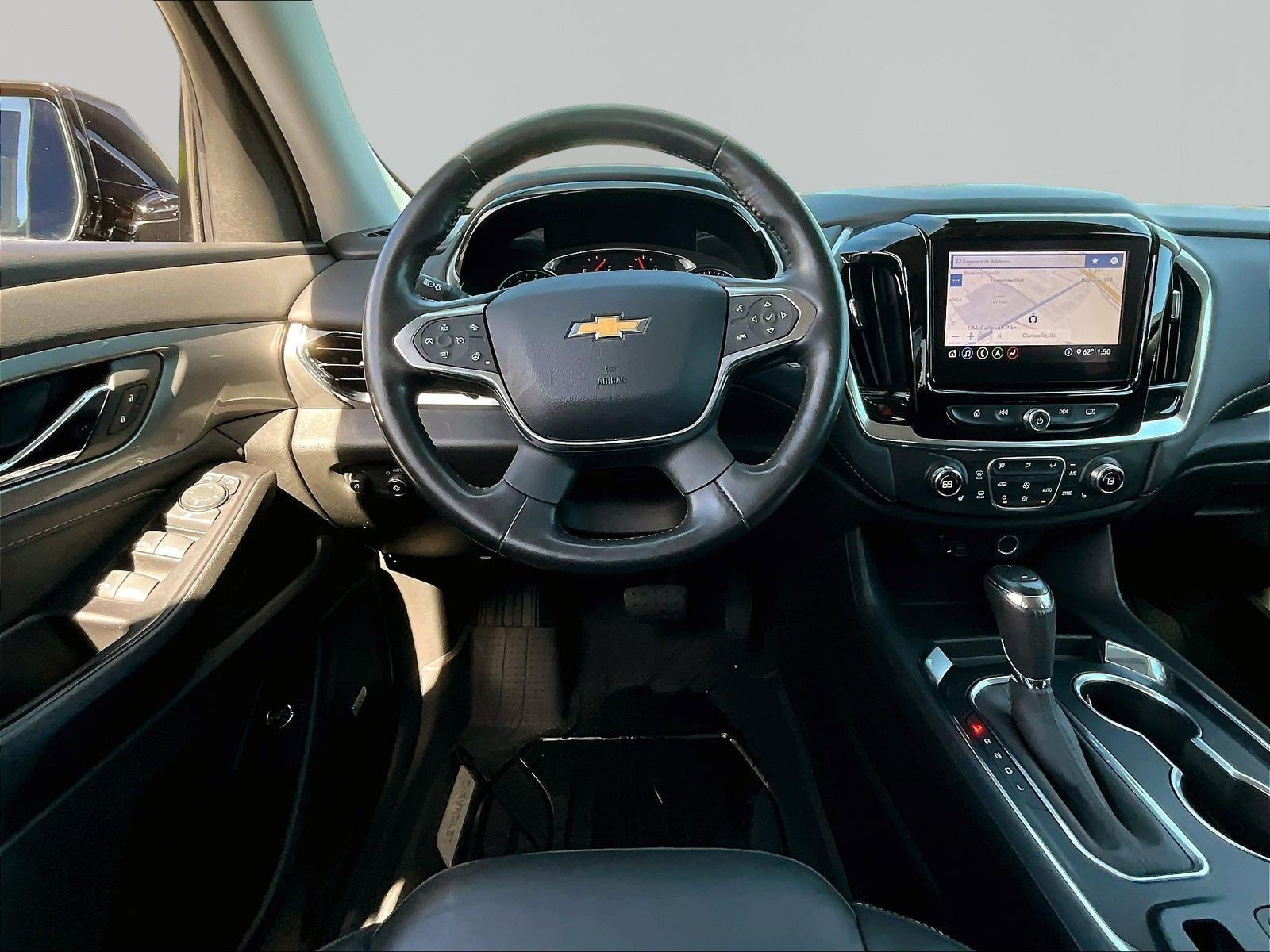 Used 2020 Chevrolet Traverse LT w/ LT Premium Package FWD image 8