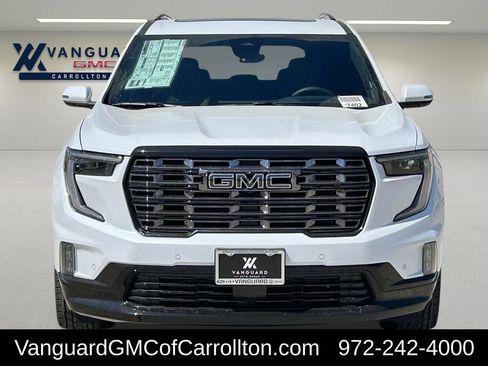 New 2026 GMC Acadia Denali Ultimate w/ LPO, Floor Liner Package AWD/4WD image 8