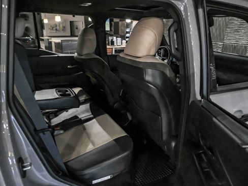 Used 2024 Lexus GX 550 AWD/4WD image 34
