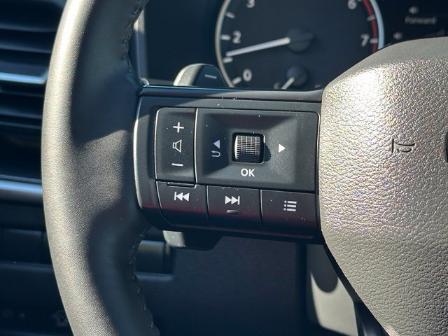 Certified 2025 Nissan Rogue SV AWD/4WD image 38