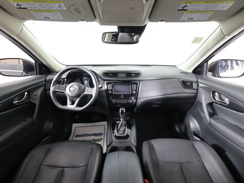 Used 2017 Nissan Rogue SL image 28