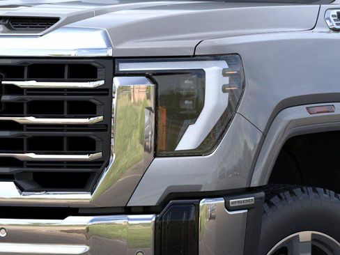 New 2026 GMC Sierra 2500 SLT w/ SLT Premium Package AWD/4WD image 10