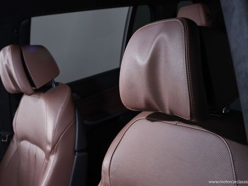 Used 2021 BMW X7 M50i image 27