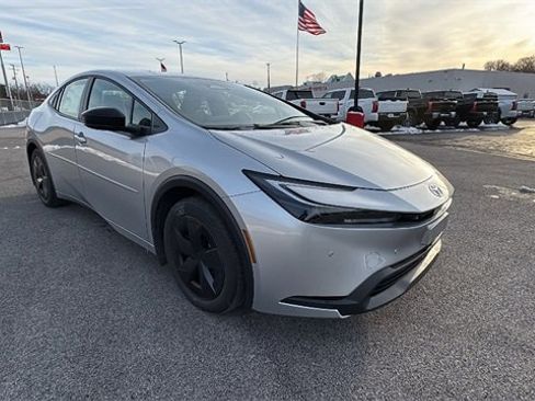 New 2026 Toyota Prius LE image 7