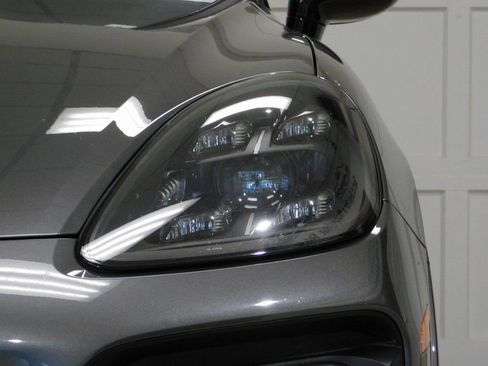 Used 2021 Porsche Cayenne GTS image 20