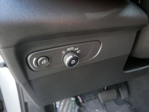 Certified 2023 Buick Envision Essence AWD/4WD image 16