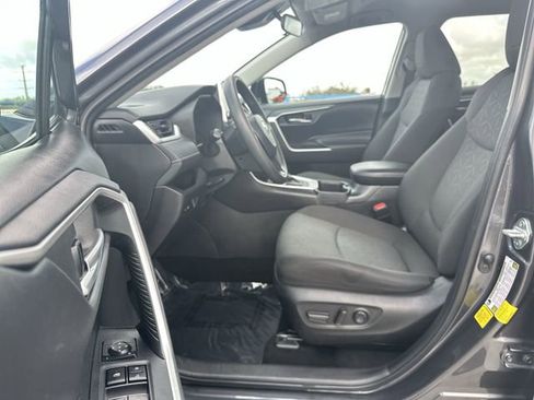 Used 2024 Toyota RAV4 XLE image 22