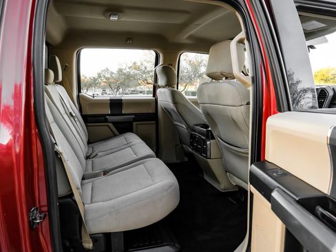 Used 2017 Ford F250 XLT w/ XLT Value Package image 37