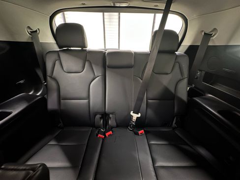 Used 2025 Kia Telluride S FWD image 20