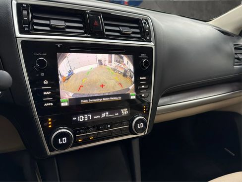 Used 2018 Subaru Outback 2.5i Limited image 23