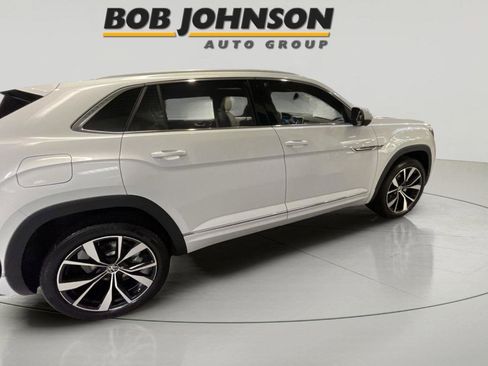 New 2026 Volkswagen Atlas Cross Sport SEL Premium R-Line AWD/4WD image 10