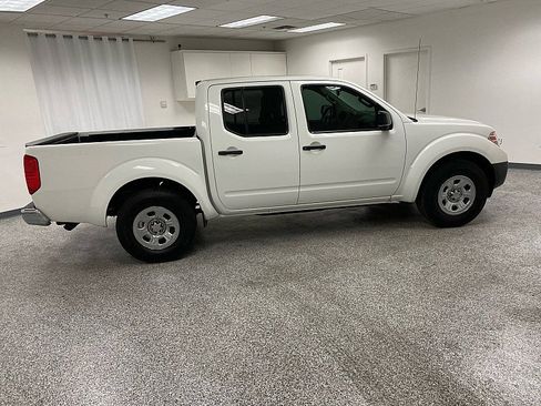 Used 2016 Nissan Frontier S image 4